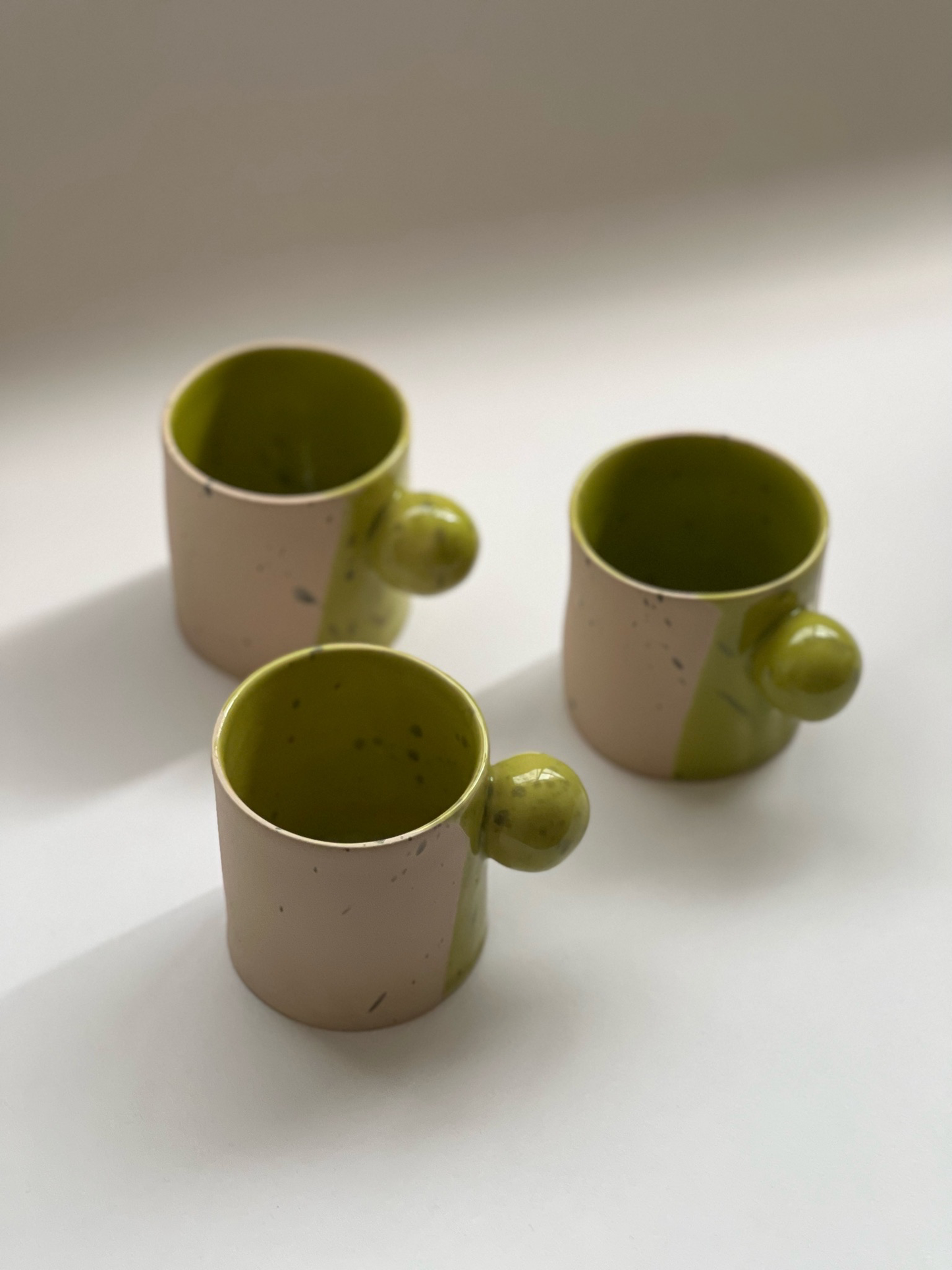 8 oz Green Ball Handle Mug