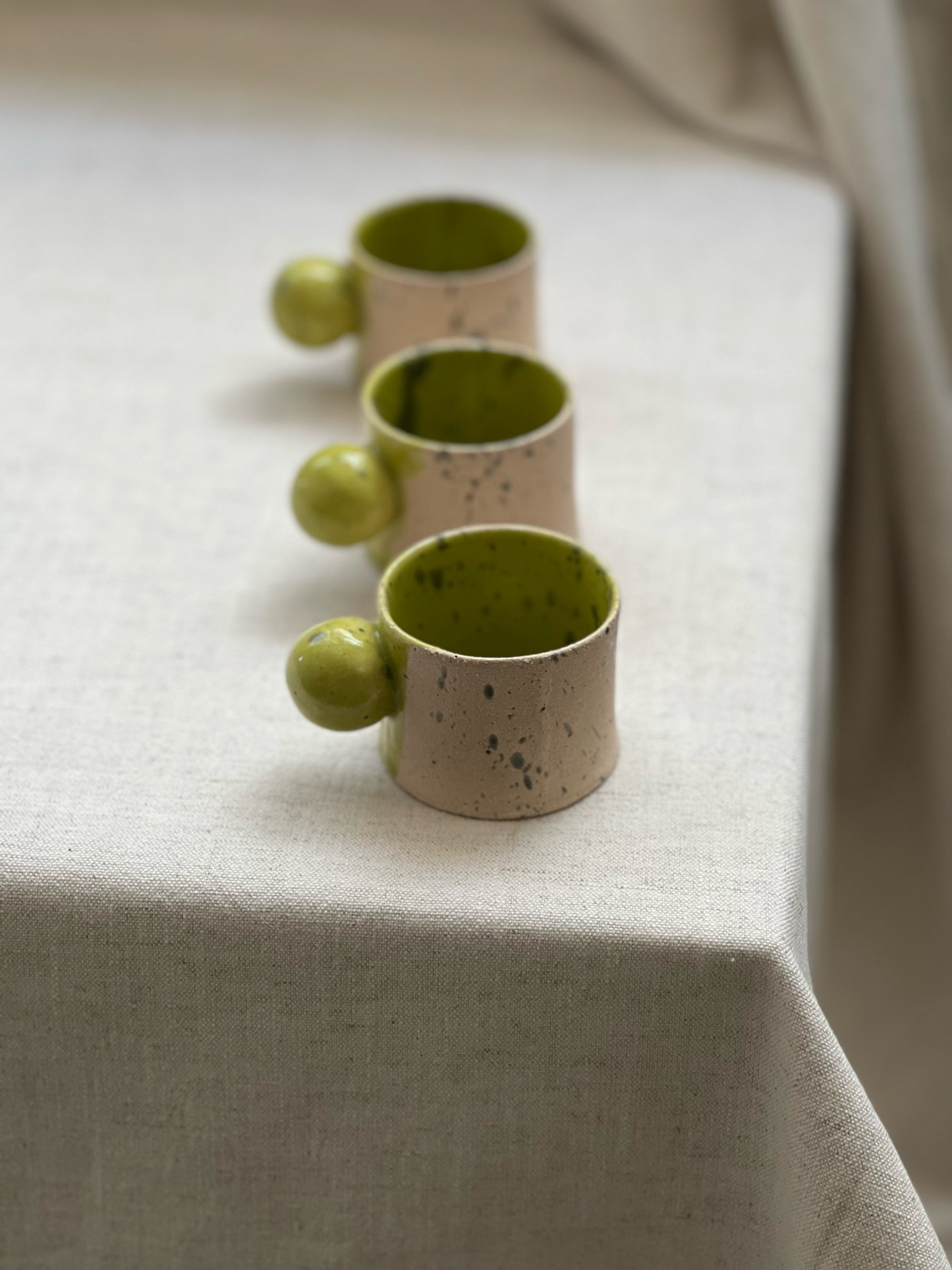 Tasse à expresso verte 56 ml / 2 oz