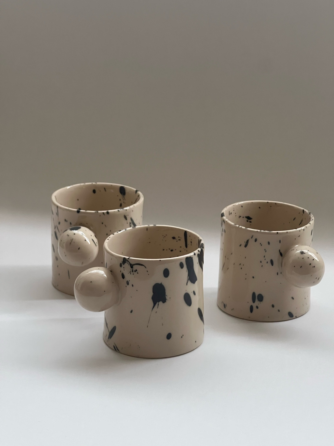 Handmade 8 oz ball handle mug by Doppiocotto for corporate gifting