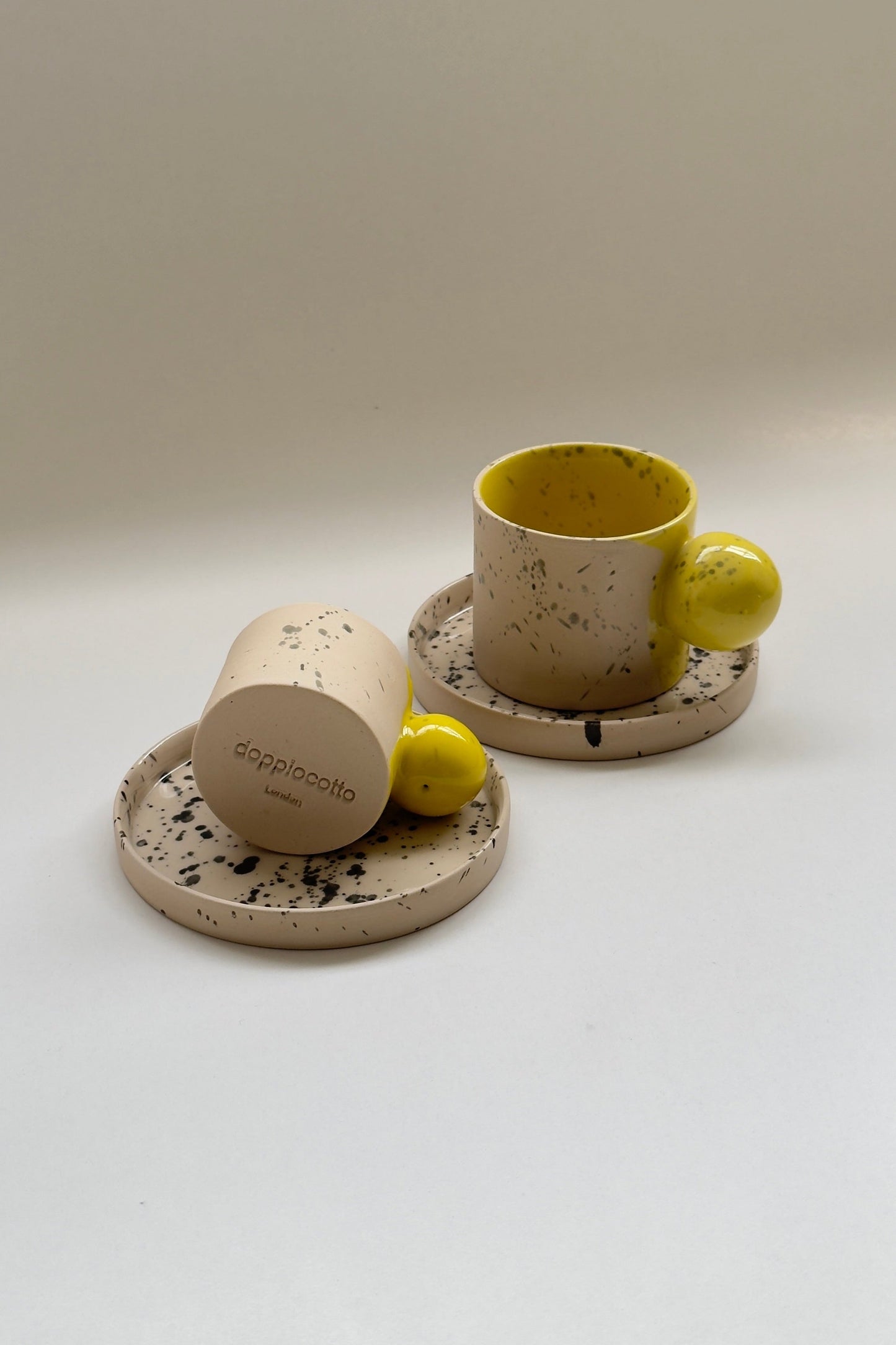 150 ml handmade ball handle beige with yellow ceramic mug