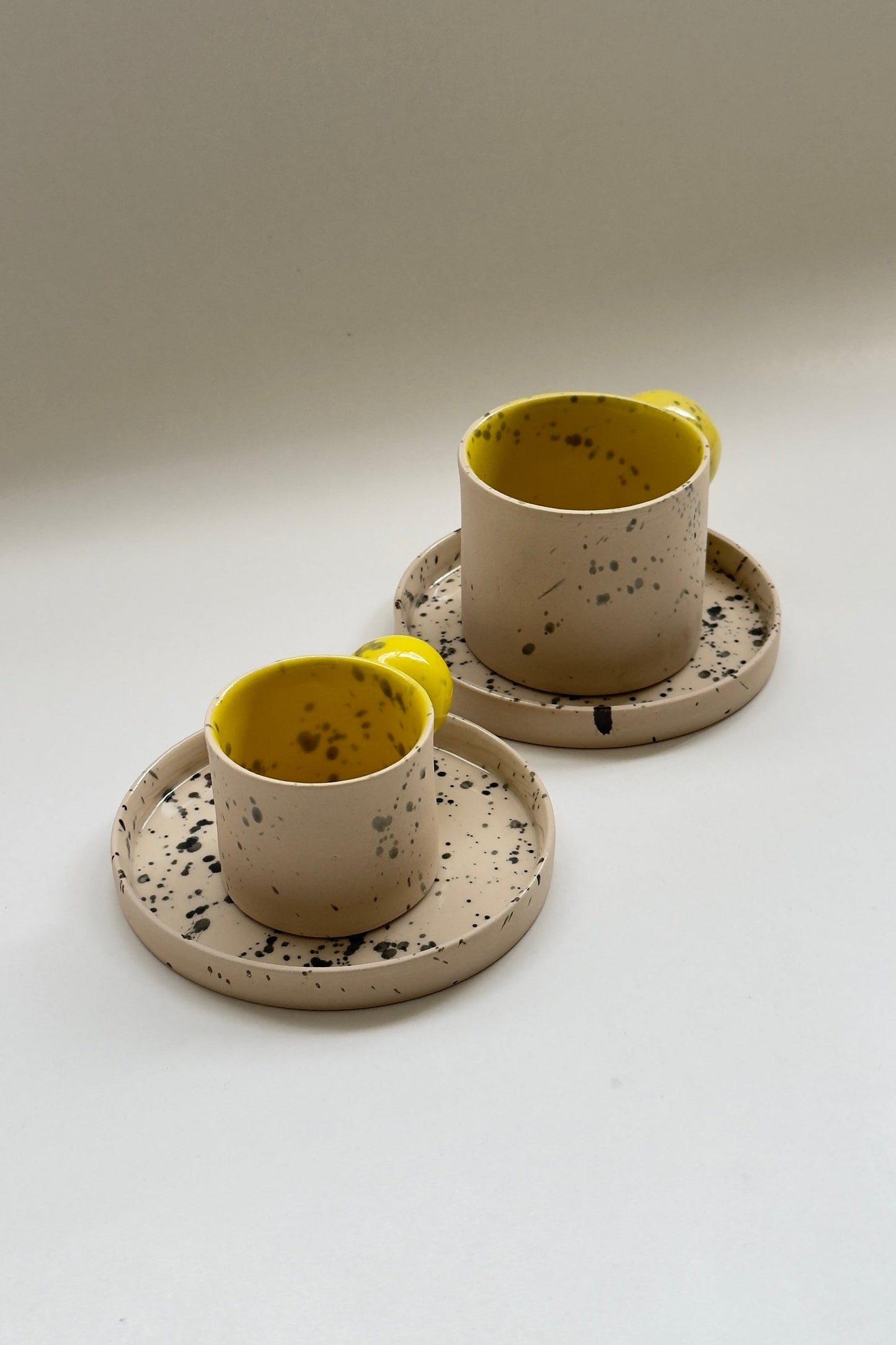 150 ml handmade ball handle beige with yellow ceramic mug